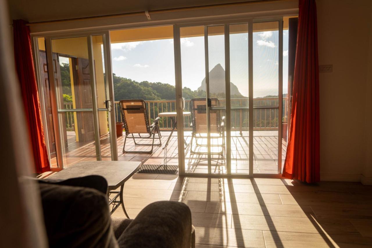 Belle Etoile - Celestial Hideaway Villa ซูฟริแยร์ ภายนอก รูปภาพ
